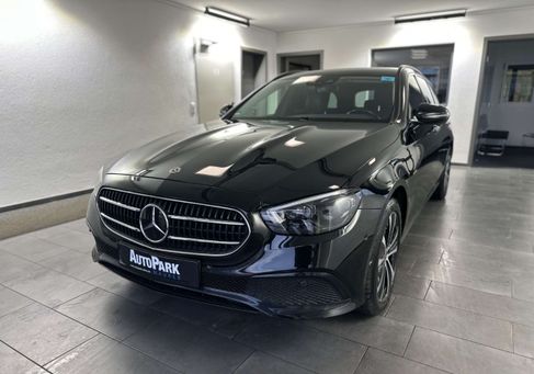 Mercedes-Benz E 300, 2021