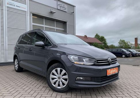 Volkswagen Touran, 2020 3