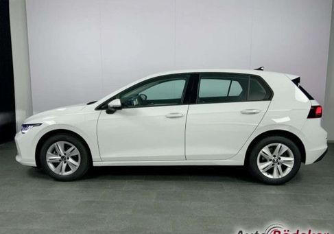 Volkswagen Golf, 2024 3