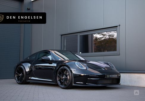 Porsche 992, 2022