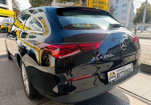 Mercedes-Benz CLA 250, 2022 3