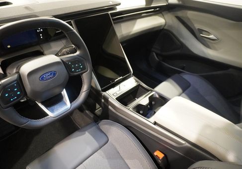 Ford Explorer, 2026