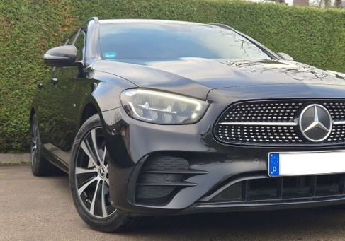 Mercedes-Benz E 300, 2020