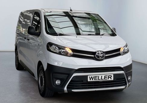 Toyota Proace, 2023 3