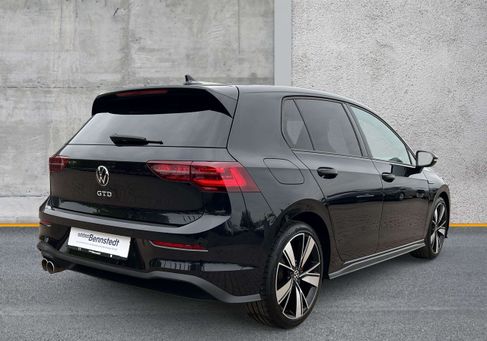 Volkswagen Golf, 2021 3