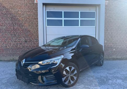 Renault Clio, 2023