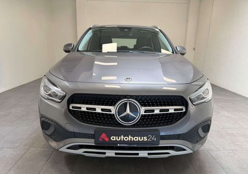 Mercedes-Benz GLA 250, 2022