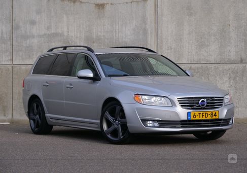 Volvo V70, 2014