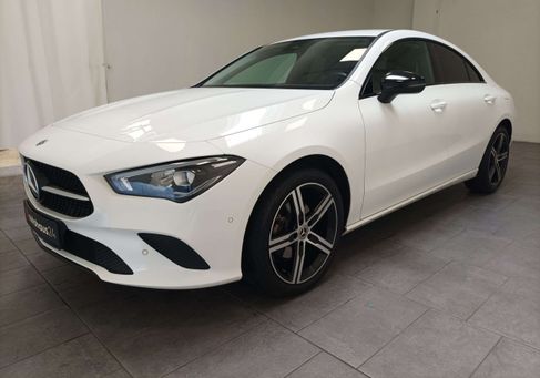 Mercedes-Benz CLA 180, 2022