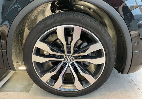 Volkswagen Tiguan, 2020