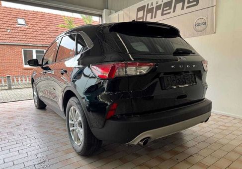 Ford Kuga, 2022