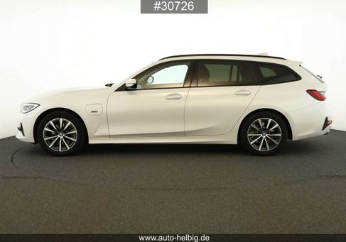 BMW 320, 2022