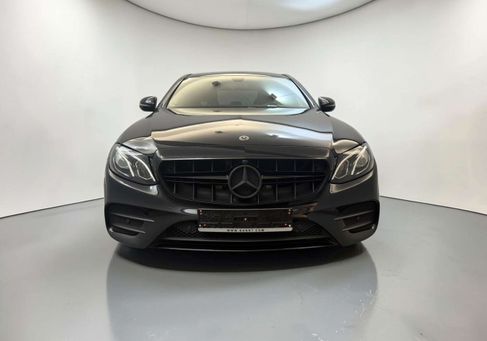 Mercedes-Benz E 220, 2019