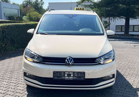 Volkswagen Touran, 2024 2