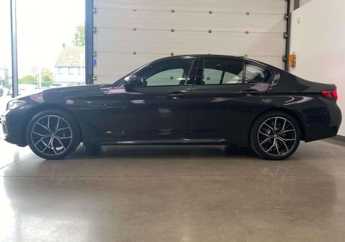 BMW 5 Serija, 2021
