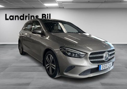Mercedes-Benz B 200, 2021