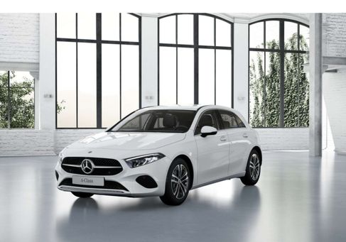 Mercedes-Benz A 200, 2025
