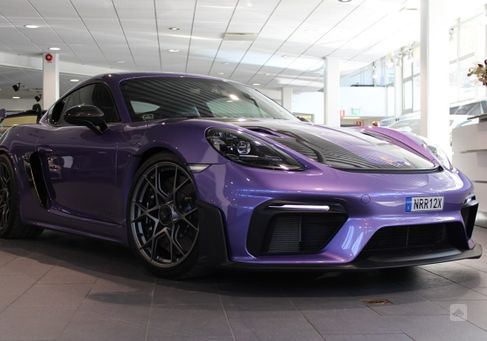 Porsche Cayman, 2024