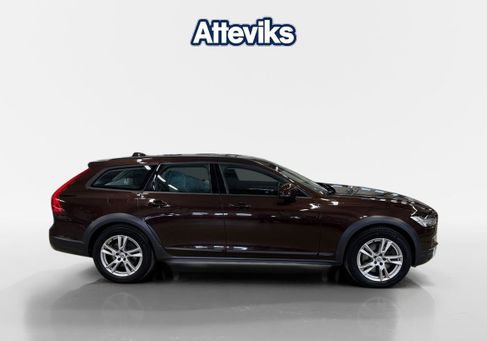 Volvo V90 Cross Country, 2018