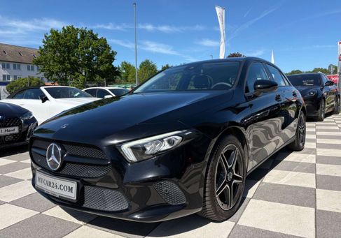 Mercedes-Benz A 250, 2022
