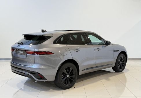 Jaguar F-Pace, 2024 3