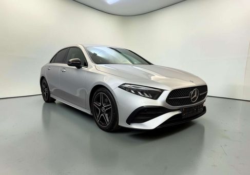 Mercedes-Benz A 200, 2023