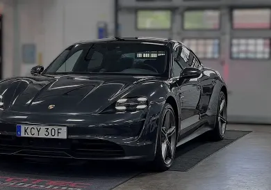 Porsche Taycan, 2021
