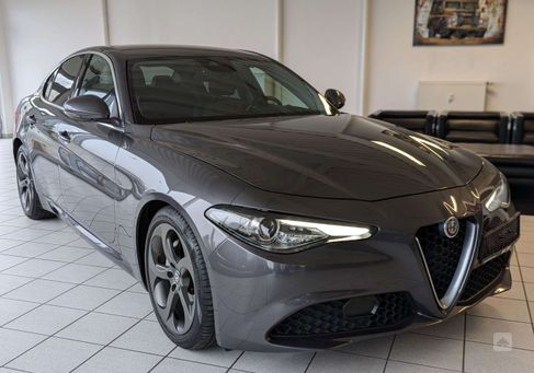 Alfa Romeo Giulia, 2017