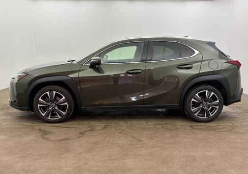 Lexus UX, 2023 2