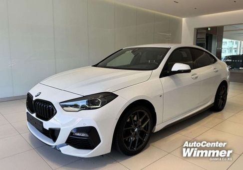 BMW 220, 2022