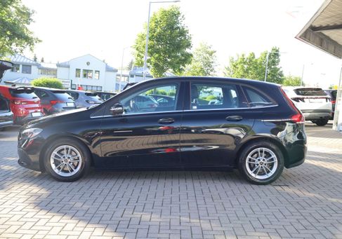 Mercedes-Benz B 180, 2019
