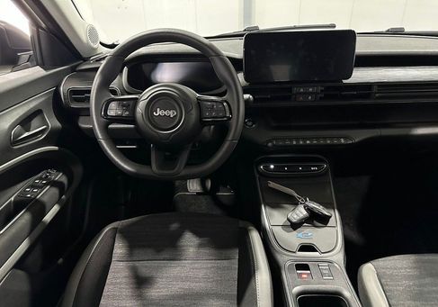 Jeep, 2024