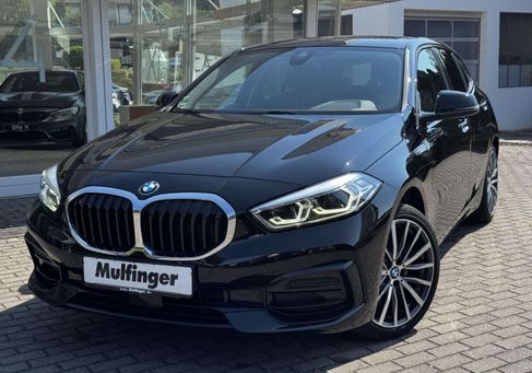BMW 120, 2022