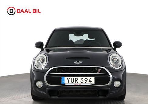 MINI, 2018