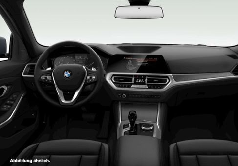 BMW 320, 2021