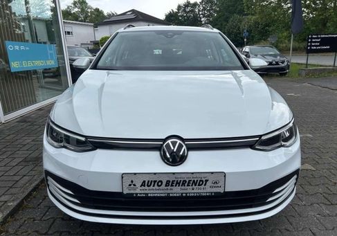 Volkswagen Golf, 2023