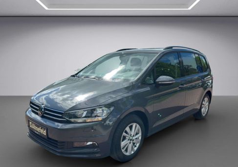 Volkswagen Touran, 2023 2