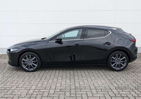 Mazda 3, 2025
