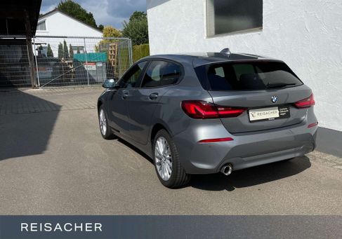 BMW 118, 2023