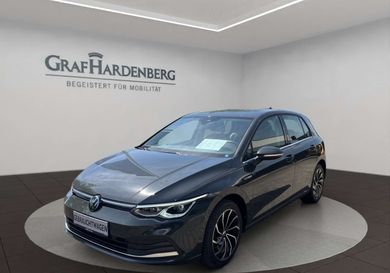 Volkswagen Golf, 2024