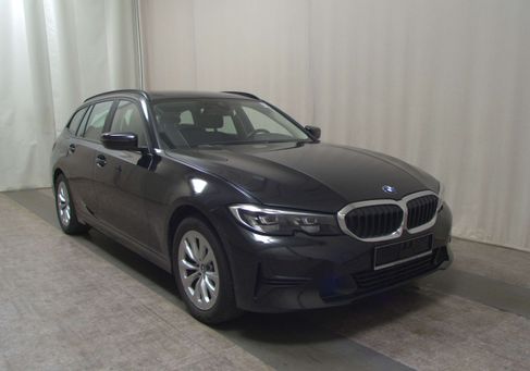 BMW 320, 2022