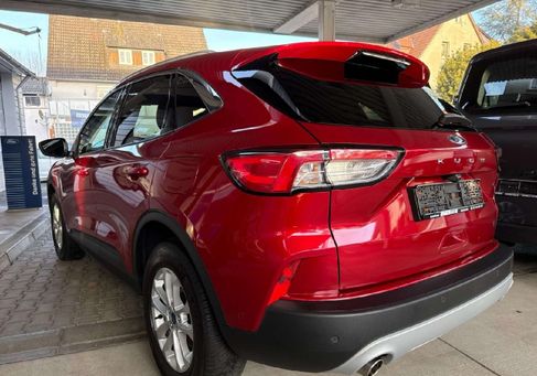 Ford Kuga, 2021
