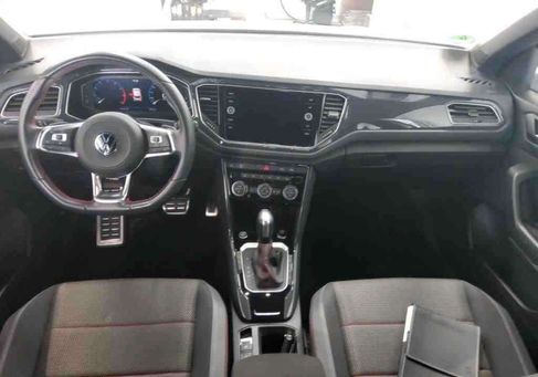 Volkswagen T-Roc, 2021