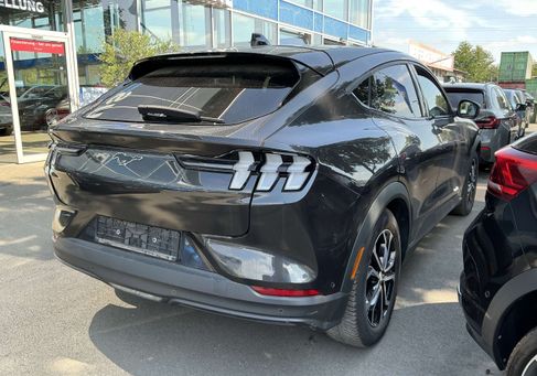 Ford Mustang Mach-E, 2021 2