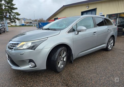 Toyota Avensis, 2014