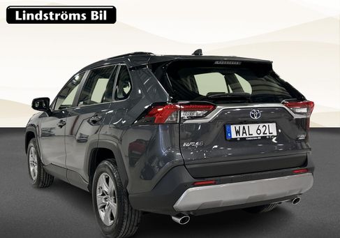 Toyota RAV 4, 2023 3