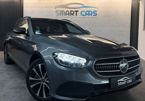 Mercedes-Benz E 300, 2021 3