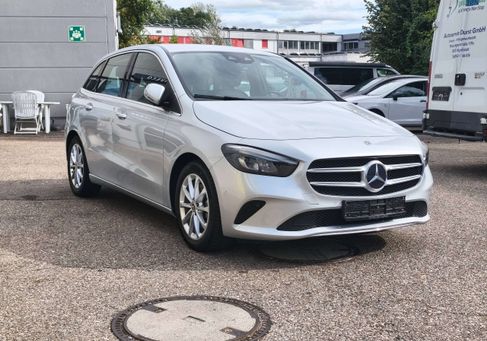 Mercedes-Benz B 220, 2020 2