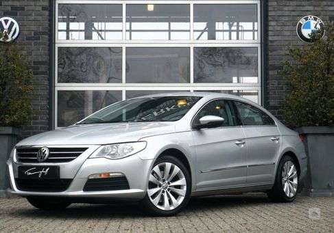 Volkswagen Passat CC, 2010