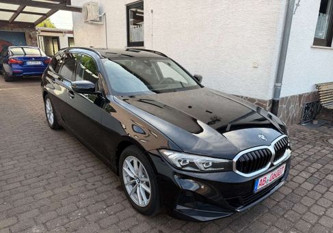 BMW 318, 2023